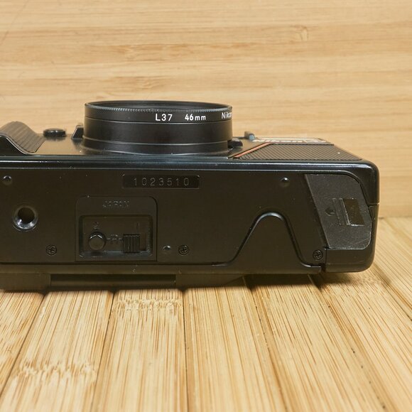 Vintage NIKON L35AD Point and Shot 35mm Film Camera, Made in Japan - Picture 7 of 9